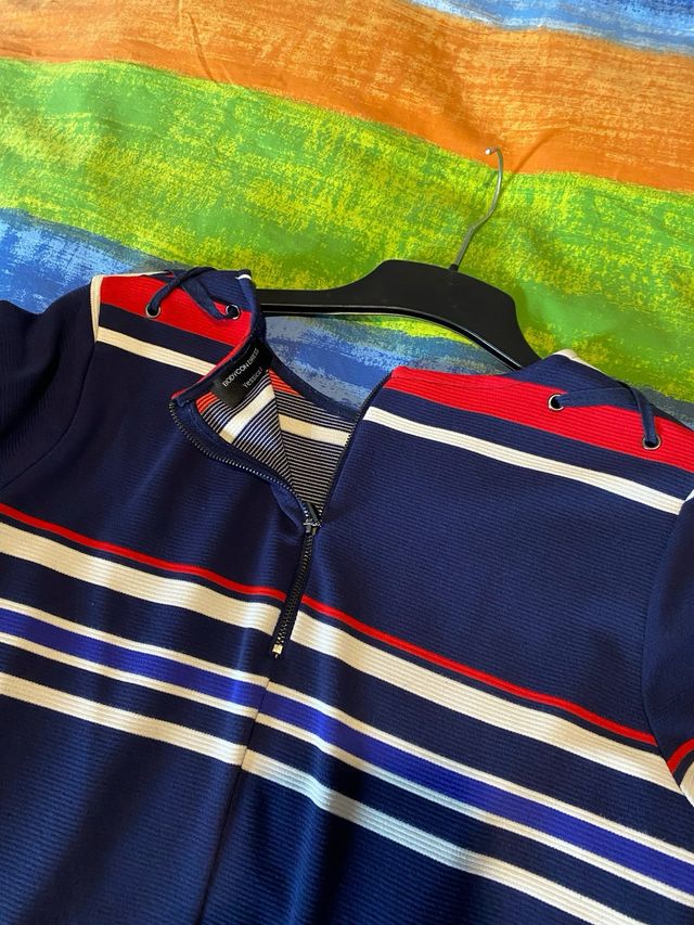 Vestido de punto con rayas