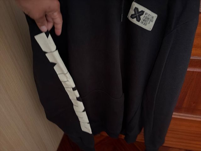 Sudadera Lefties Negra Talla L CON CAPUCHA