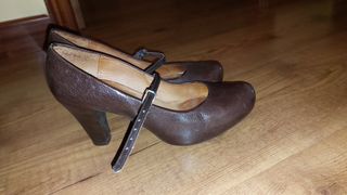 Zapatos de mujer,  sandalias y botines