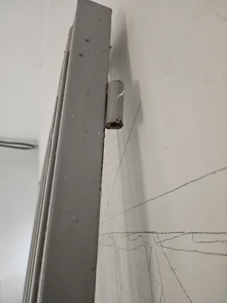 Regalo Puerta de hierro con reja y cristal