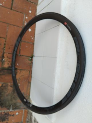 Llanta de carbono Progress Airspeed 26  pulgadas