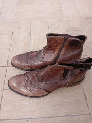 STIVALETTO IN PELLE INVECCHIATA WEXFORD TAGLIA 44