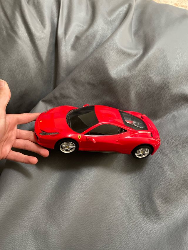 Coche teledirigido Ferrari 458 Italia Rojo