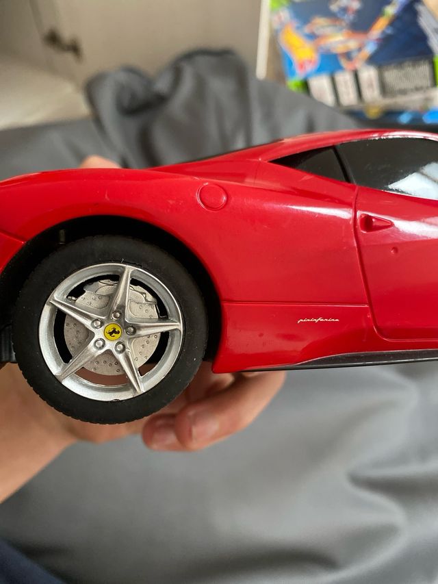 Coche teledirigido Ferrari 458 Italia Rojo