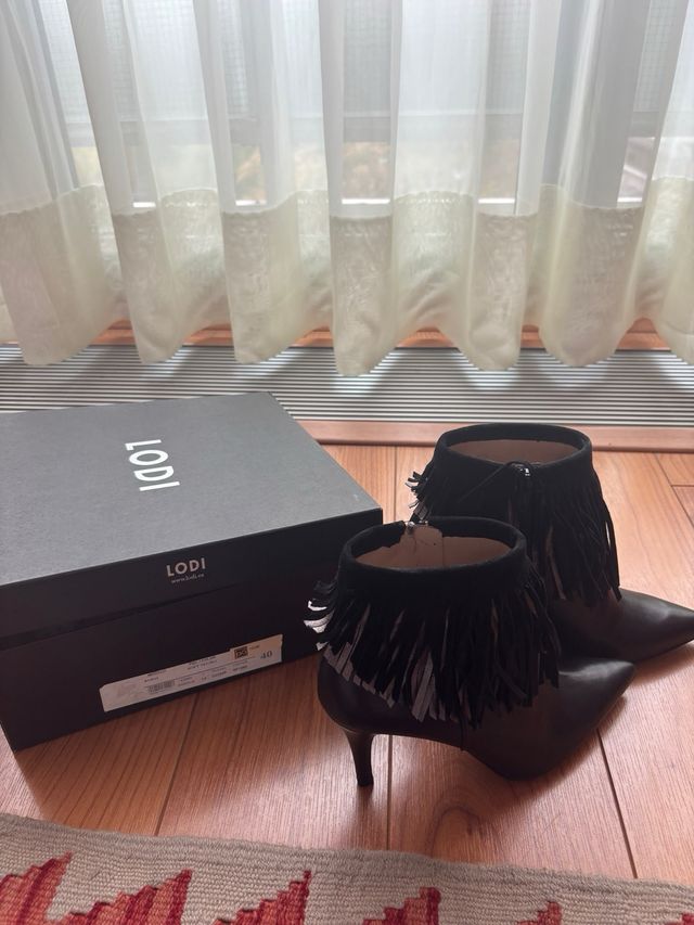 Botines LODI Piel Negros Talla 40