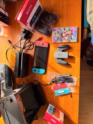 Nintendo Switch + Accesorios
