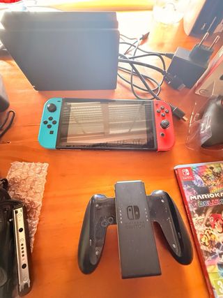 Nintendo Switch + Accesorios