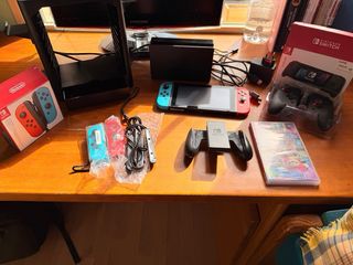 Nintendo Switch + Accesorios