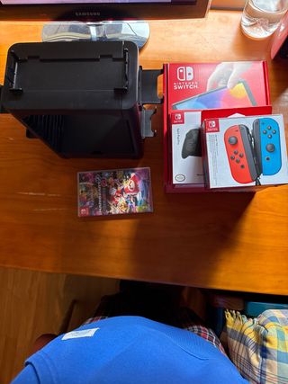 Nintendo Switch + Accesorios