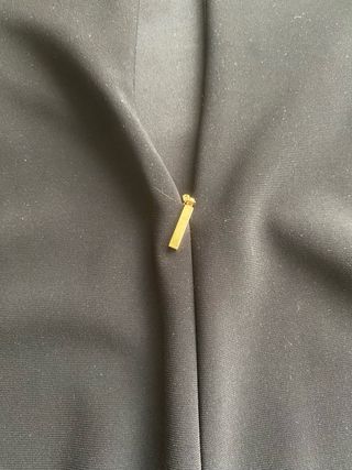 Vestido negro sin mangas