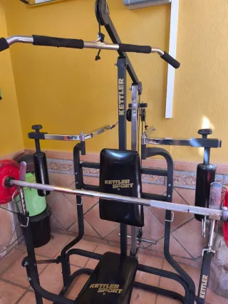 Multiestación Kettler con Press de Banca..