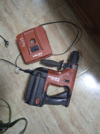 Taladro Percutor Hilti TE 6-A + Cargador