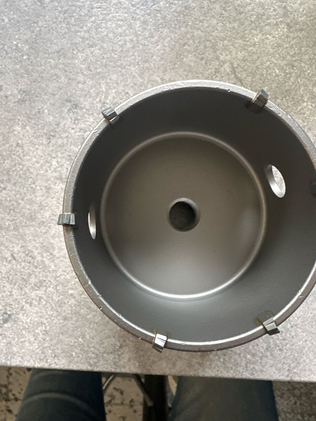 Corona Perforadora Milwaukee 90x50mm