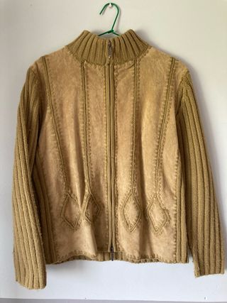 Chaqueta ante y punto marrón