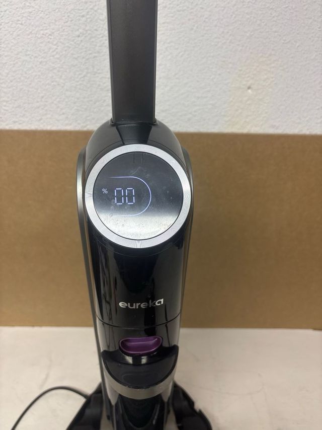 Eureka RapidWash 630 - Aspirapolvere