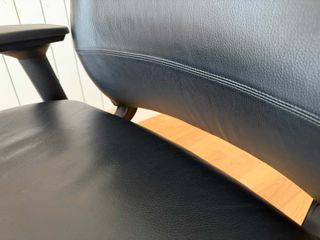 Silla de oficina Steelcase Think en piel natural