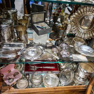 Broche Swarovski Benua Blue Zircon