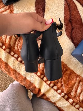 Tacones negros de plataforma