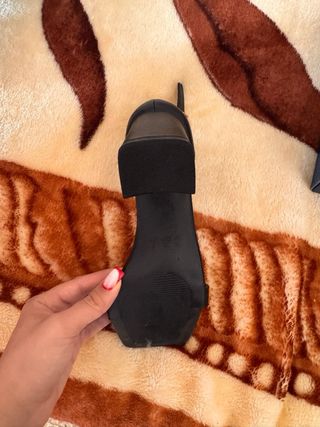 Tacones negros de plataforma