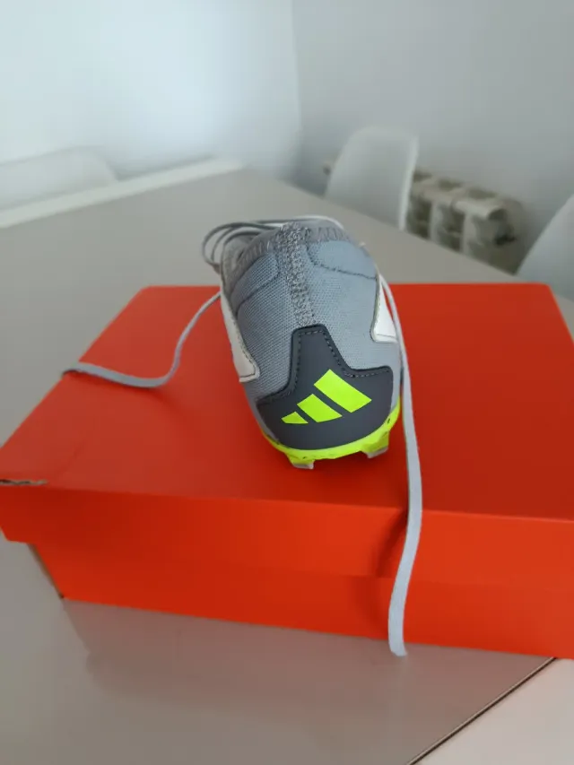 Botas de fútbol Adidas Predator Talla 38.5