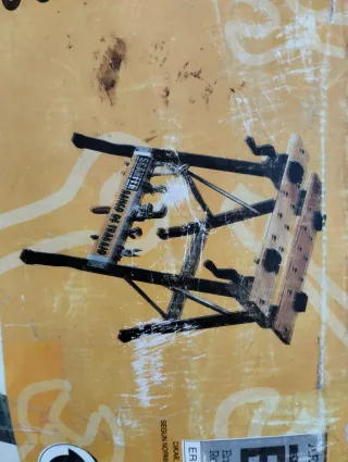 Mesa de trabajo a estrenar 25 €