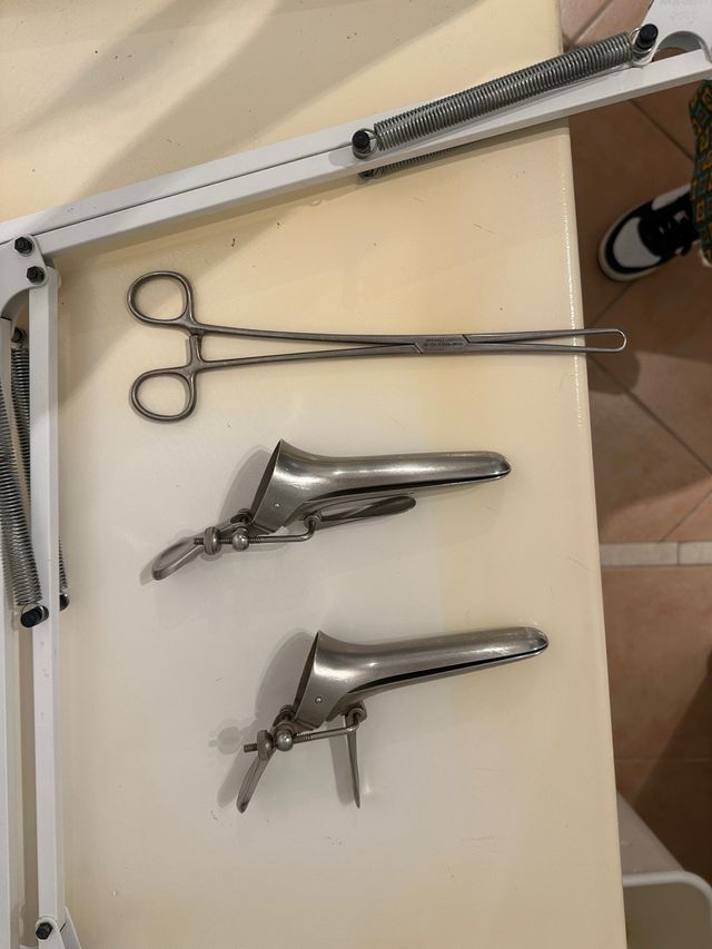 Jeringa antigua instrumental médico