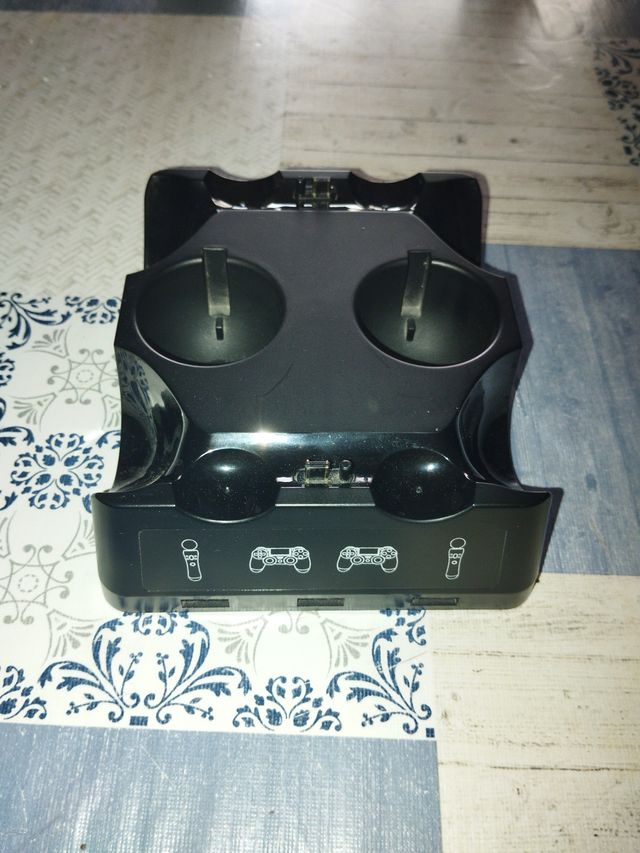 Consola Sony PS4 Slim Negra 500 Gb ( Completa )