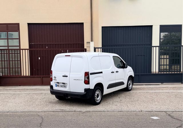 Toyota Proace City 2021