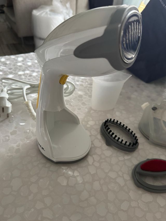 Ferro da stiro verticale Ariete