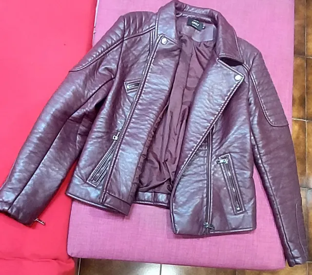 Chaqueta Piel Only, Talla 40, color Vino (morado)