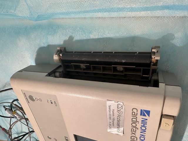 Nihon Kohden Cardiofax GEM ECG-9020K