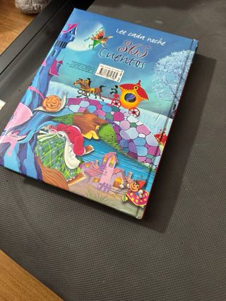 Lee cada noche 365 cuentos