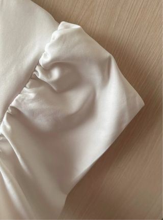 Blusa blanca mangas abullonadas