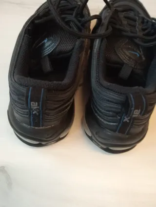 Zapatillas Nike Negras de niño 




