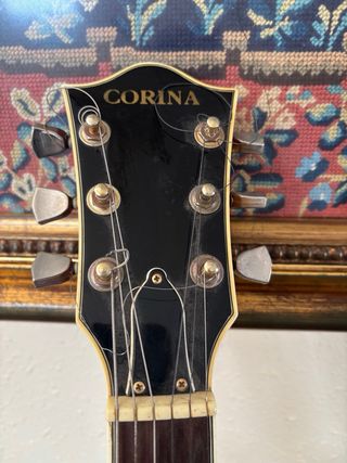 Guitarra Corina Sunburst