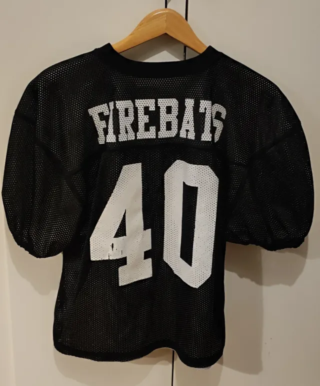 Camiseta Firebats 40 Blanca y Negra