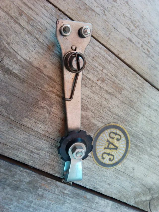 Tensor cadena Mobylette