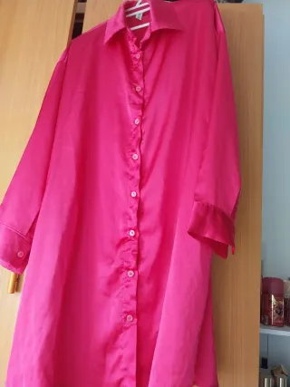 Camisa de seda rosa