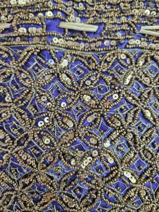 Bolso de mano con lentejuelas hecho a mano