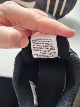 Zapatillas Nike running negras y blancas