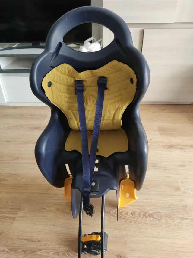 Sillita bici para niñ@ en buen estado.