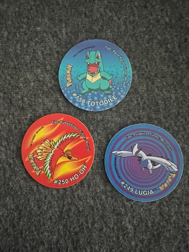 Gigantazos Pokémon: Totodile, Ho-Oh, Lugia