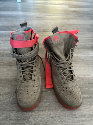 Nike Air Force 1 Botas Beige/Rojo