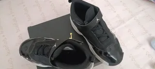 Sneakers Jordan nere e bianche per bambini/ragazze n*34