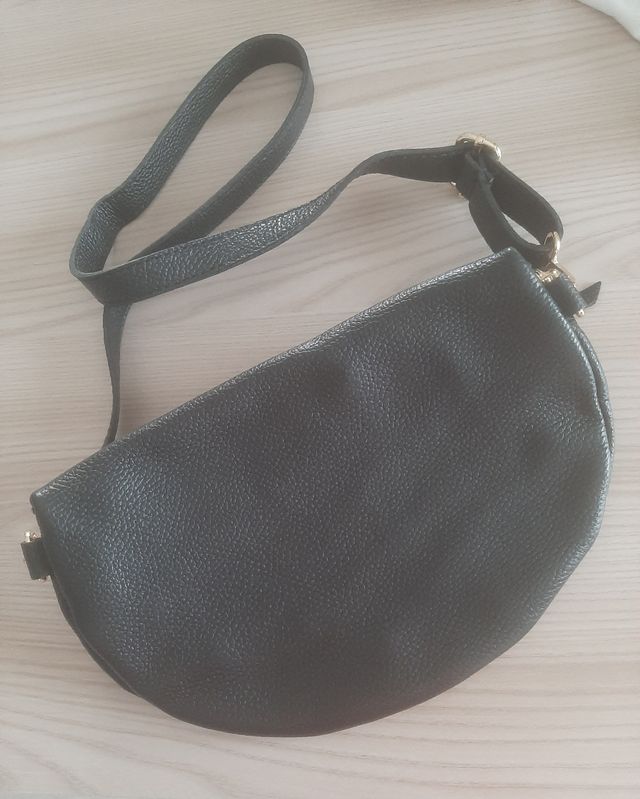 Marsupio in pelle nera