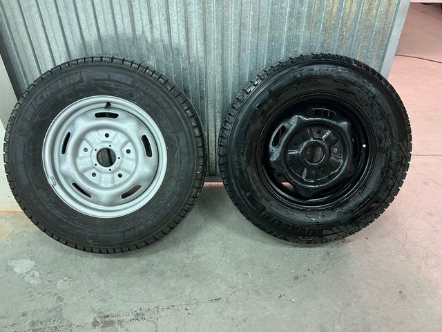 Rueda repuesto Ford Transit 2006-14 Autocaravana