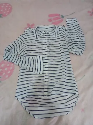 Camisa Stradivarius rayas transparencias