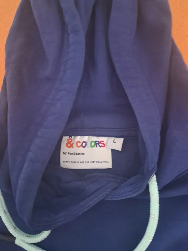 Sudadera azul con cordones