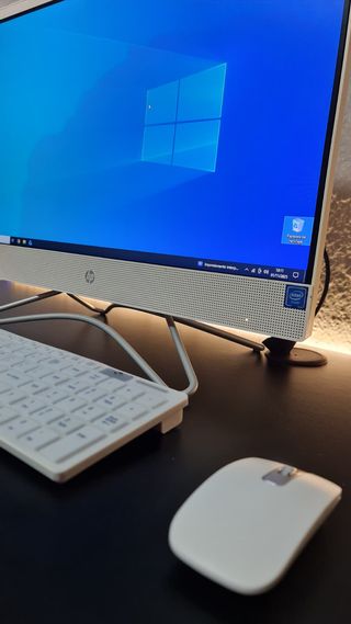 HP 22 All-in-One Ordenador Windows 11