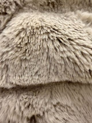 Chaqueta de pelo beige